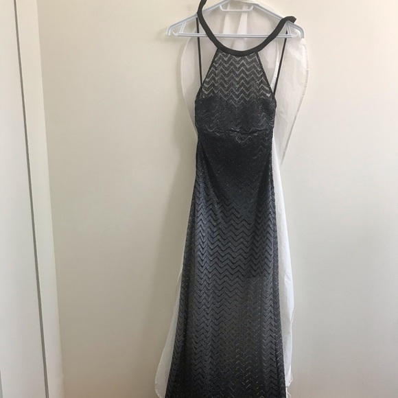 Laura Amazing Night Dress+FREE Surprise Gift - Picture 1 of 4